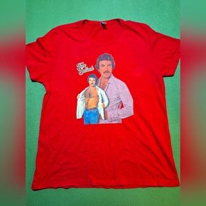 Tom Selleck red graphic t-shirt women's size L